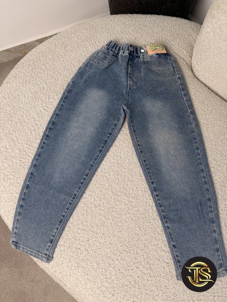 بنطلون بناتي